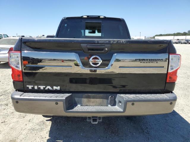  NISSAN TITAN 2017 Черный