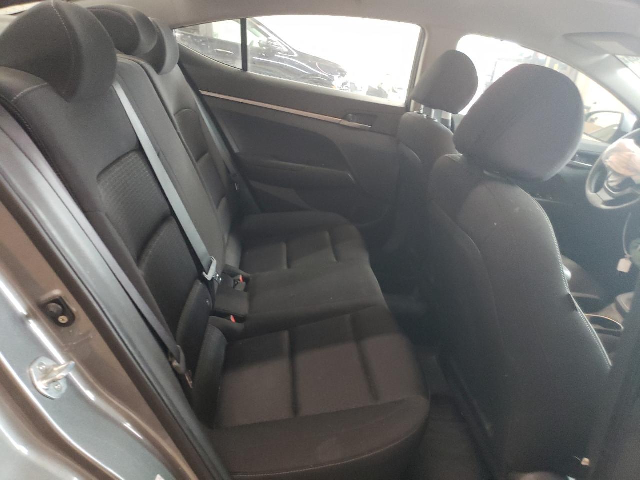 2018 Hyundai Elantra Se VIN: KMHD74LF4JU613135 Lot: 61247394