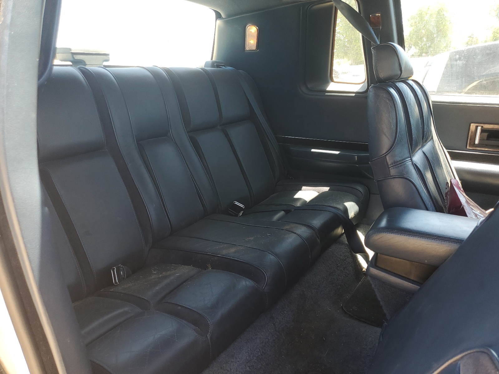 1G4EZ11C0KU403039 1989 Buick Riviera