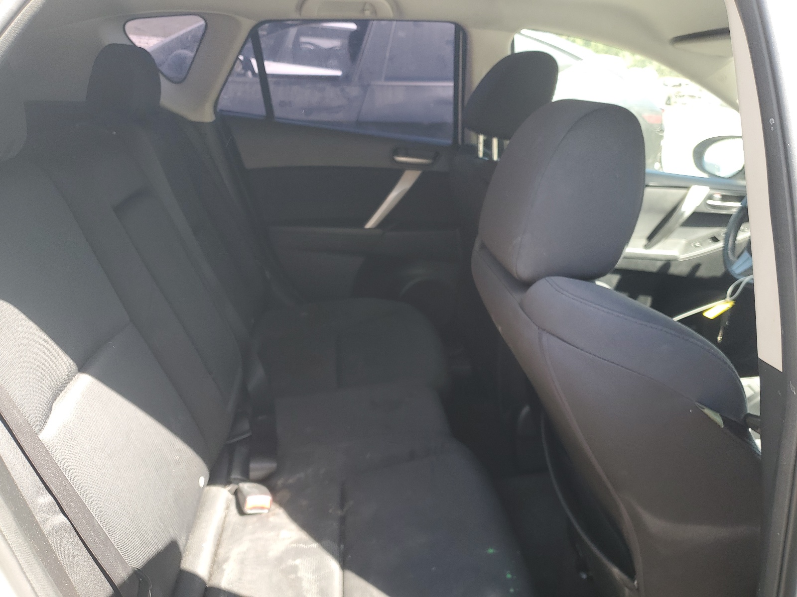 JM1BL1K65B1380120 2011 Mazda 3 S