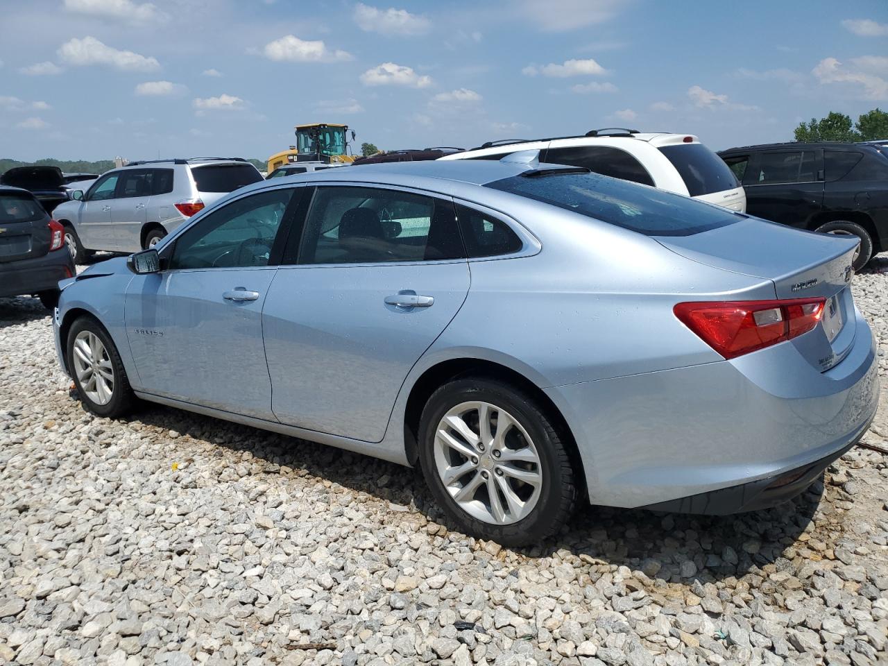 1G1ZD5ST4JF153777 2018 CHEVROLET MALIBU - Image 2