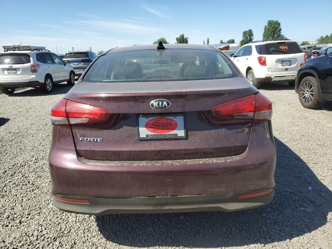 3KPFK4A71HE116382 2017 Kia Forte Lx