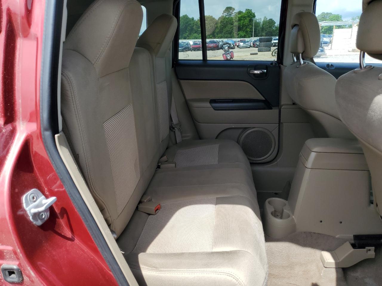 2011 Jeep Compass Sport VIN: 1J4NT1FB3BD139041 Lot: 85778484