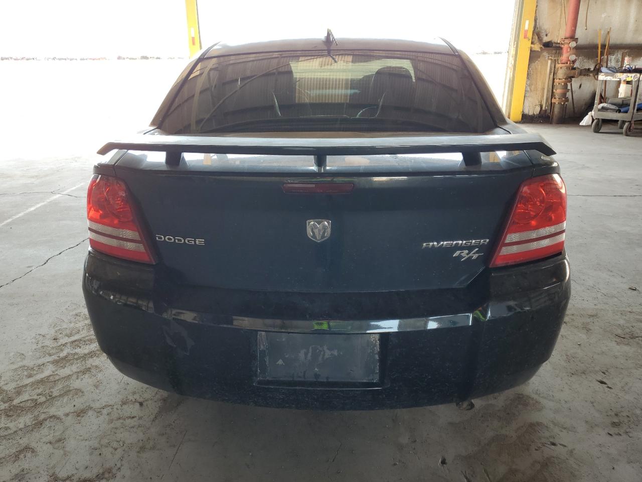 2010 Dodge Avenger R/T VIN: 1B3CC5FB3AN209846 Lot: 60976074