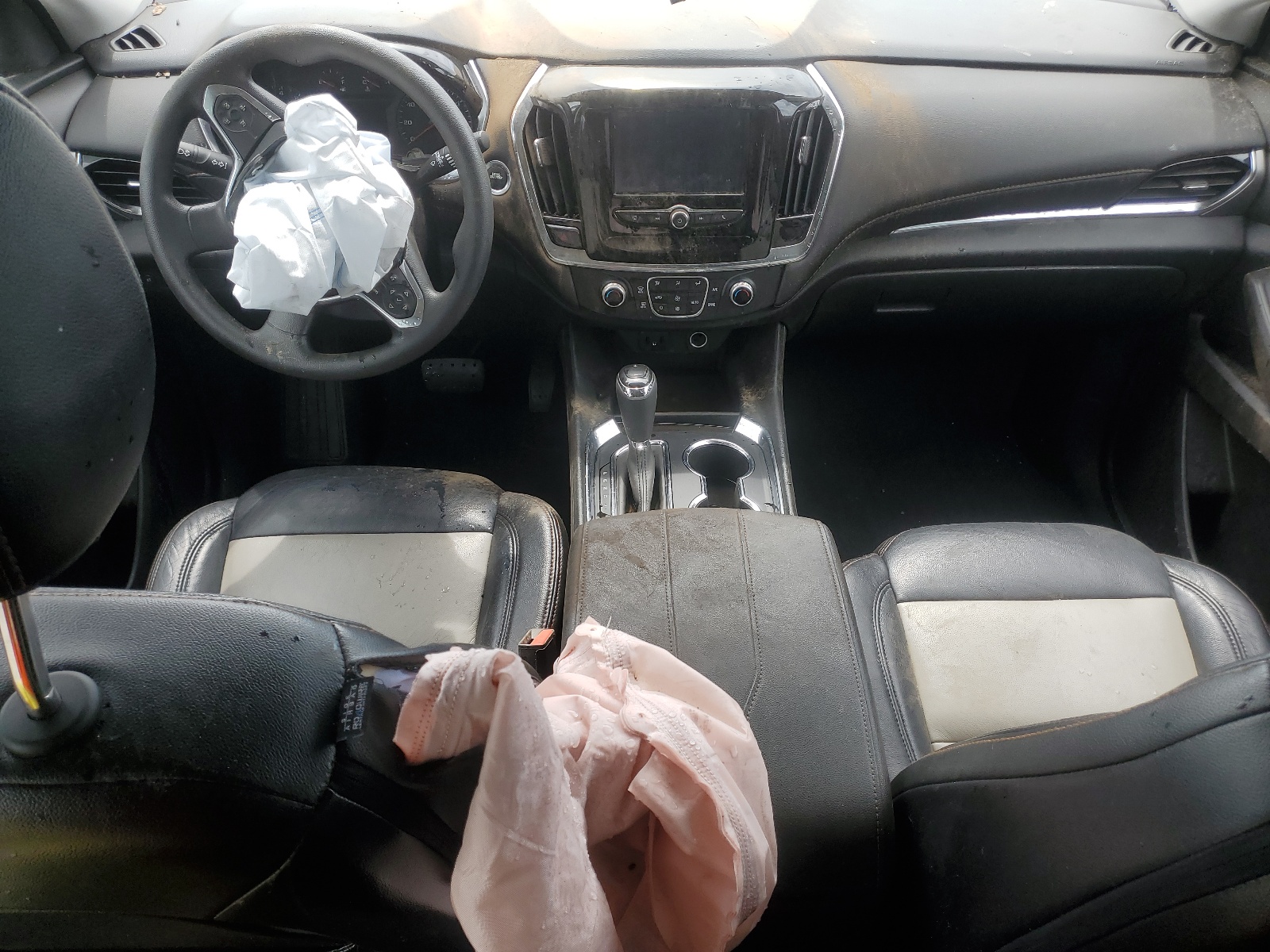 1GNERFKW7KJ140129 2019 Chevrolet Traverse Ls