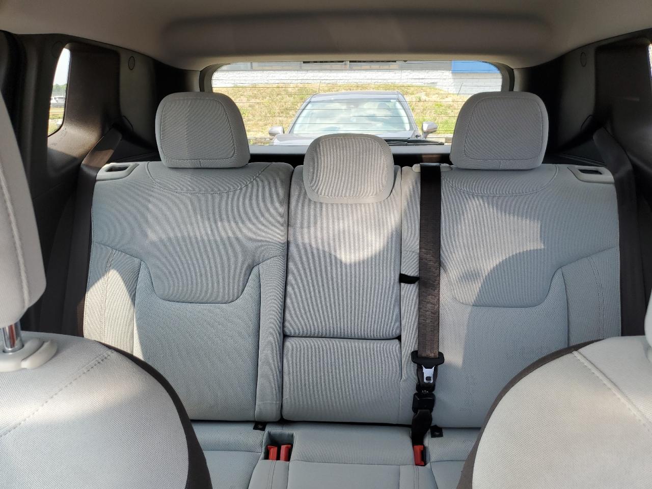 2015 Jeep Renegade Latitude VIN: ZACCJBBT0FPB75398 Lot: 59569304