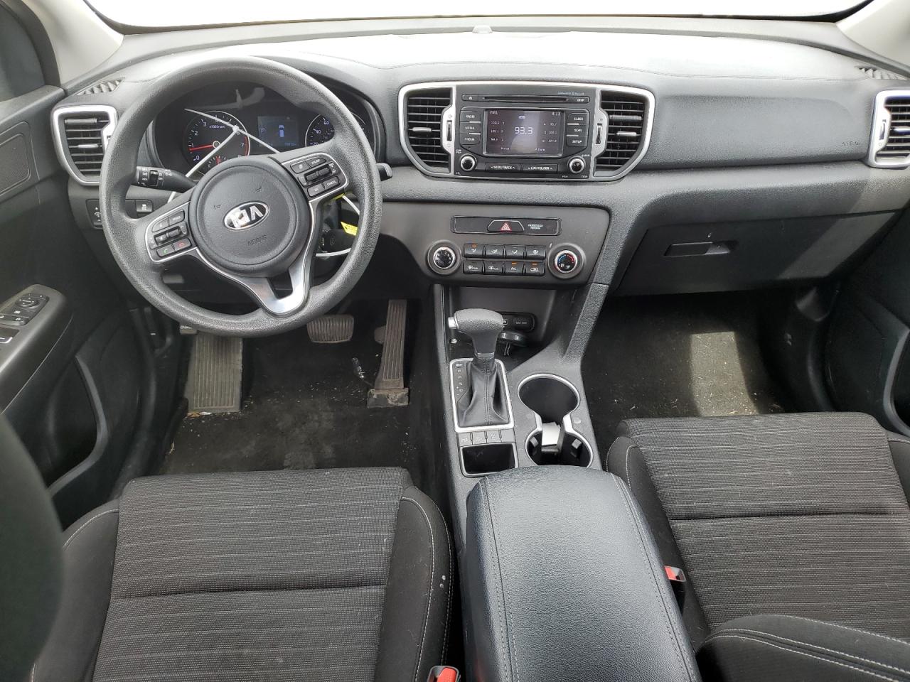 KNDPMCAC7J7347556 2018 Kia Sportage Lx