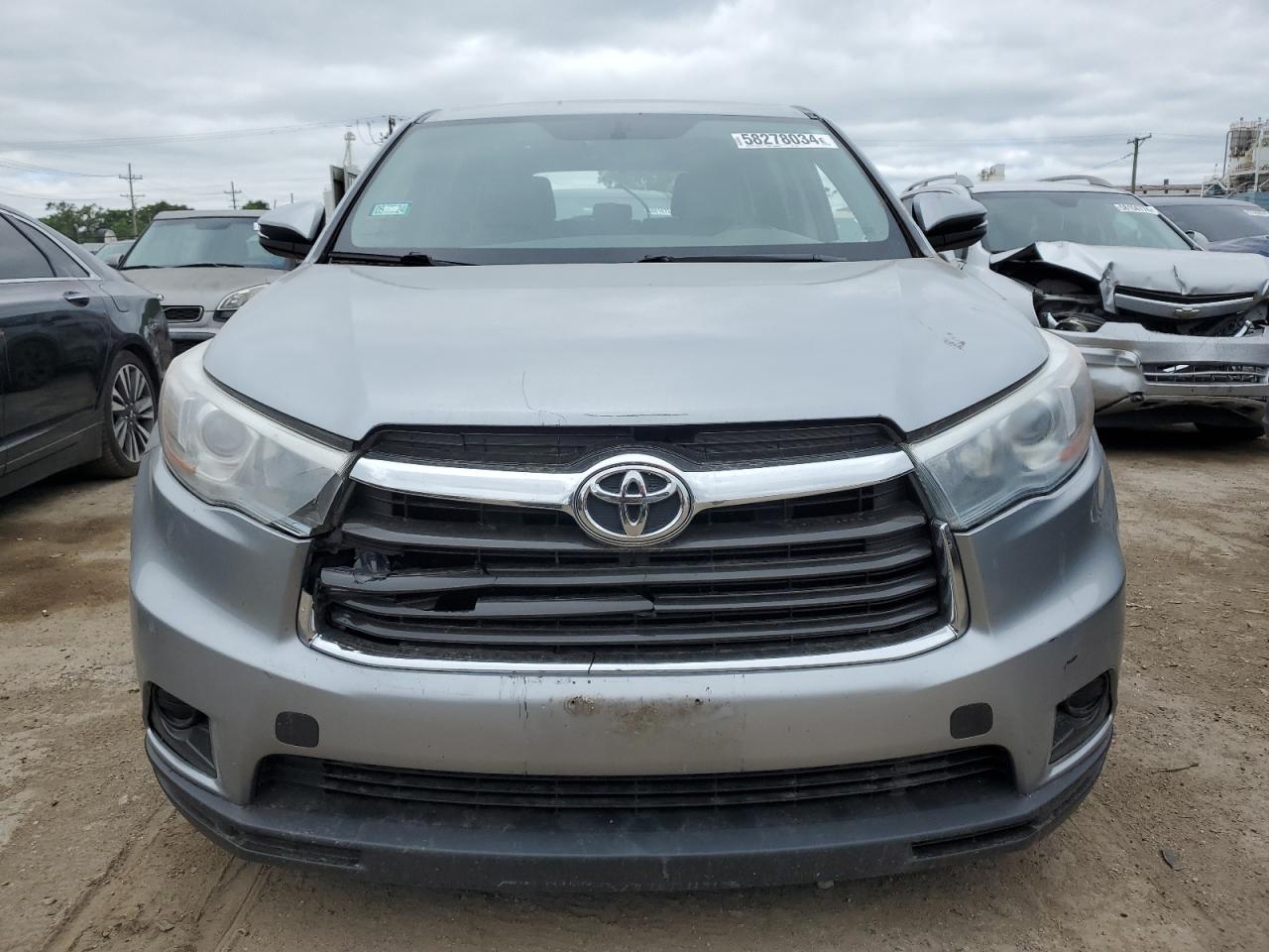 VIN 5TDBKRFH4GS321681 2016 TOYOTA HIGHLANDER no.5