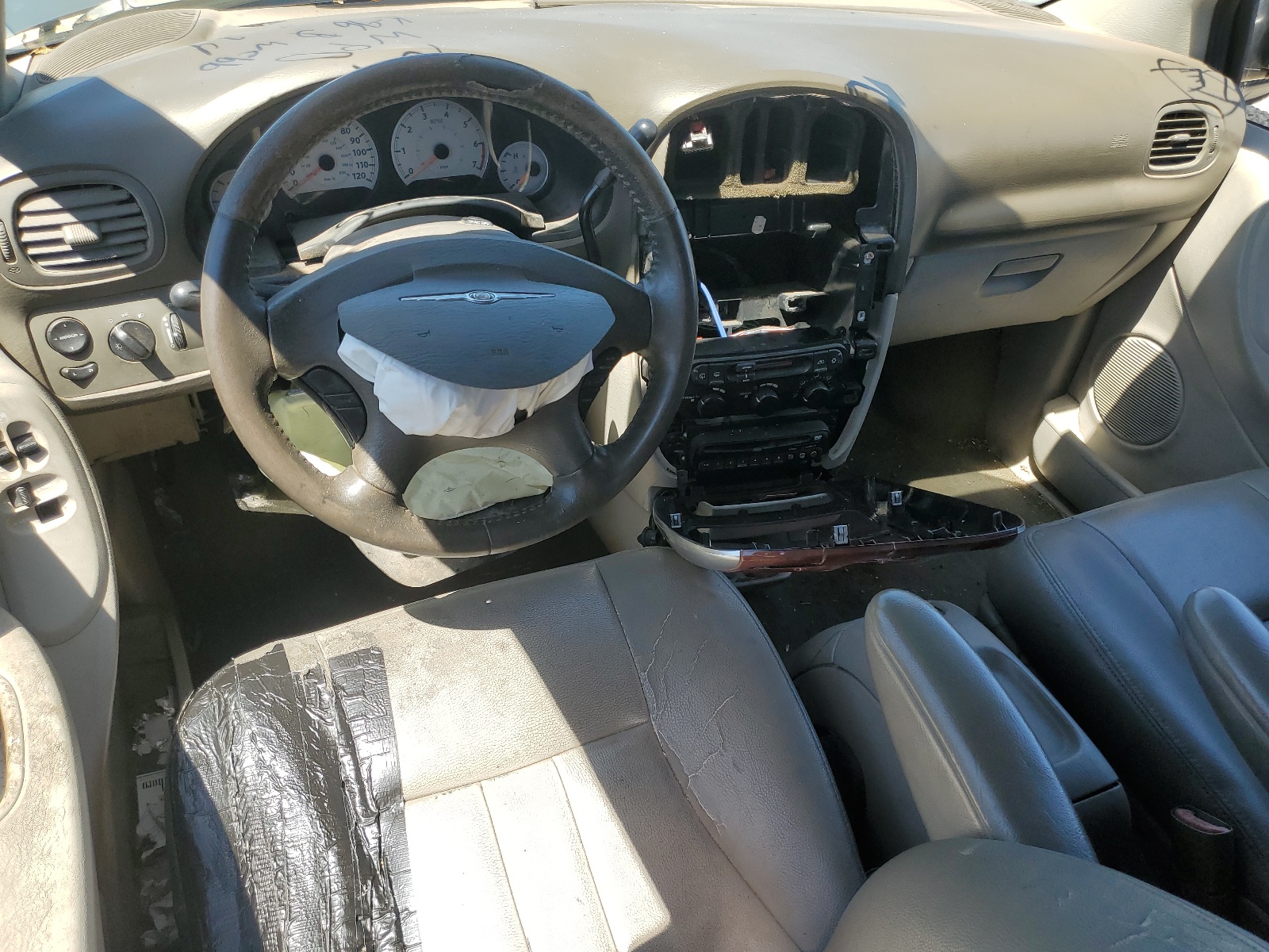 2A4GP54L36R704665 2006 Chrysler Town & Country Touring