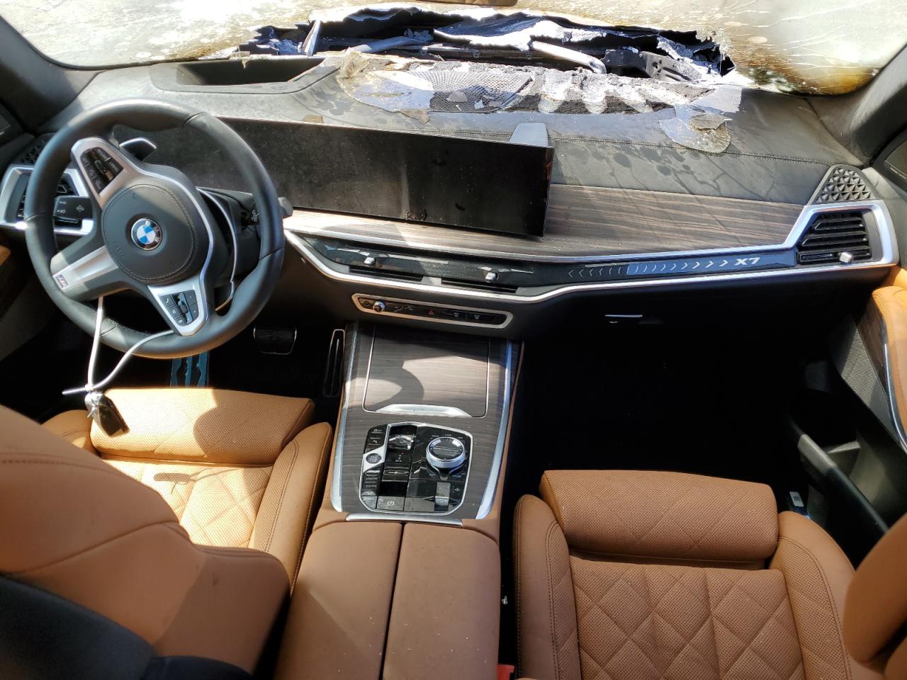 2024 BMW X7 - Image 8
