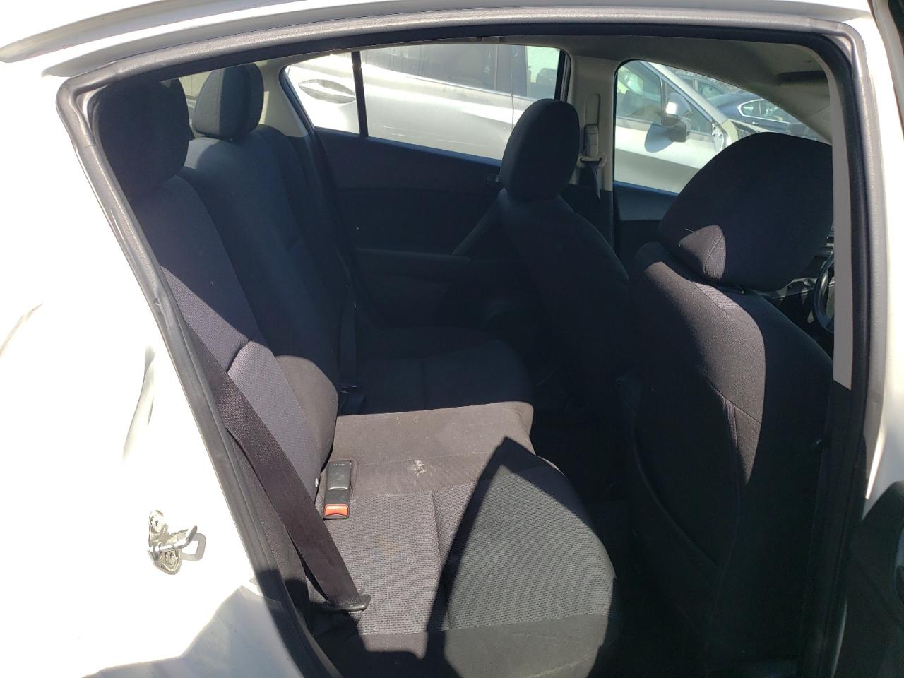 2011 Mazda 3 I VIN: JM1BL1UG9B1415764 Lot: 60747744