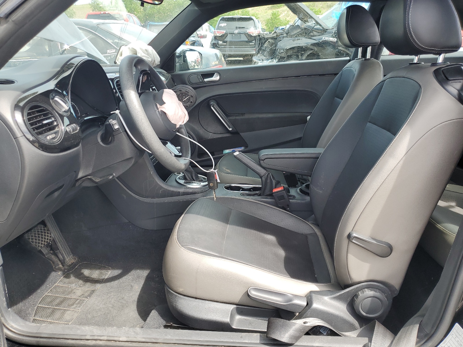 3VWF17AT7FM634272 2015 Volkswagen Beetle 1.8T