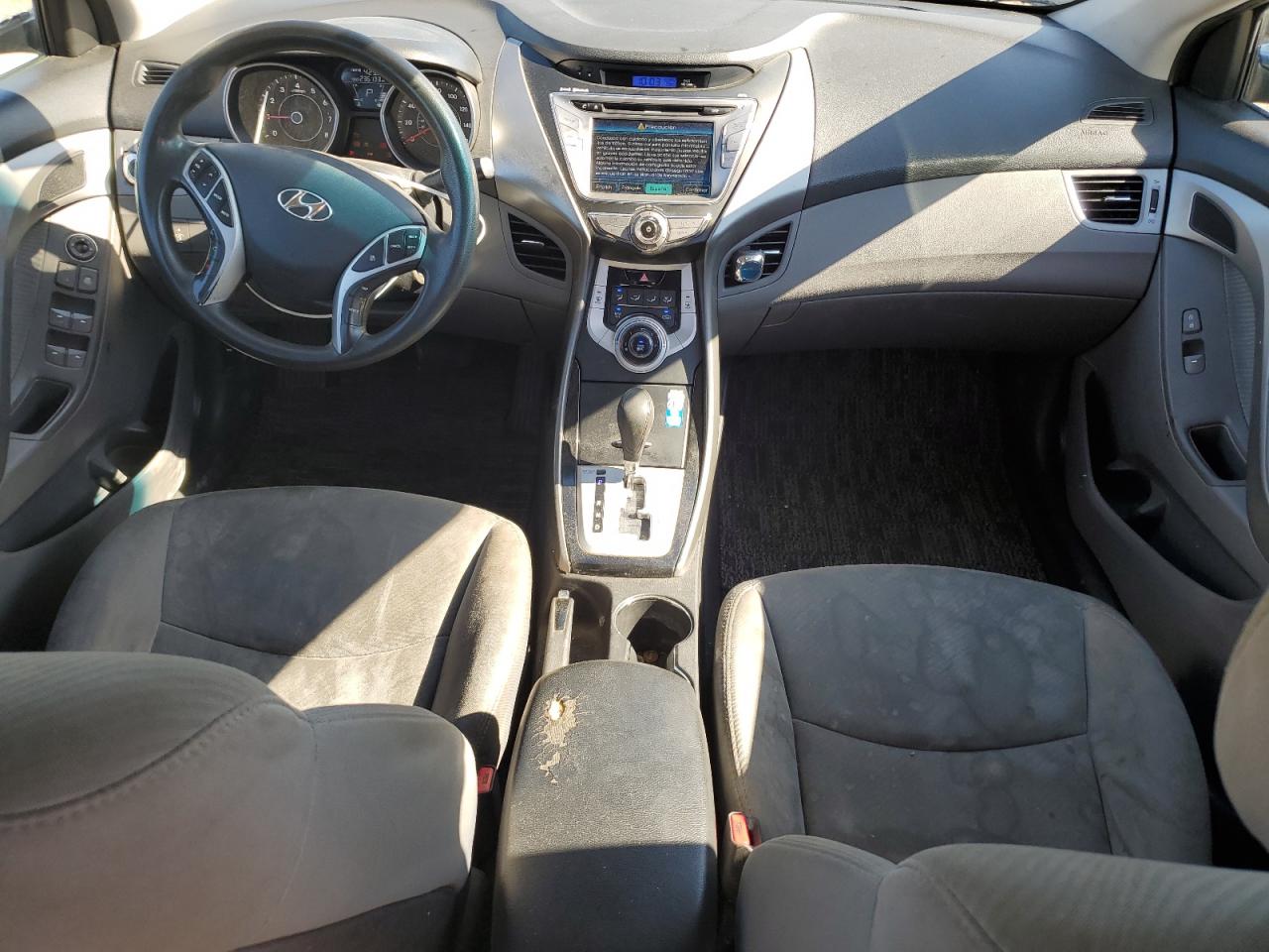 2011 Hyundai Elantra - Image 8