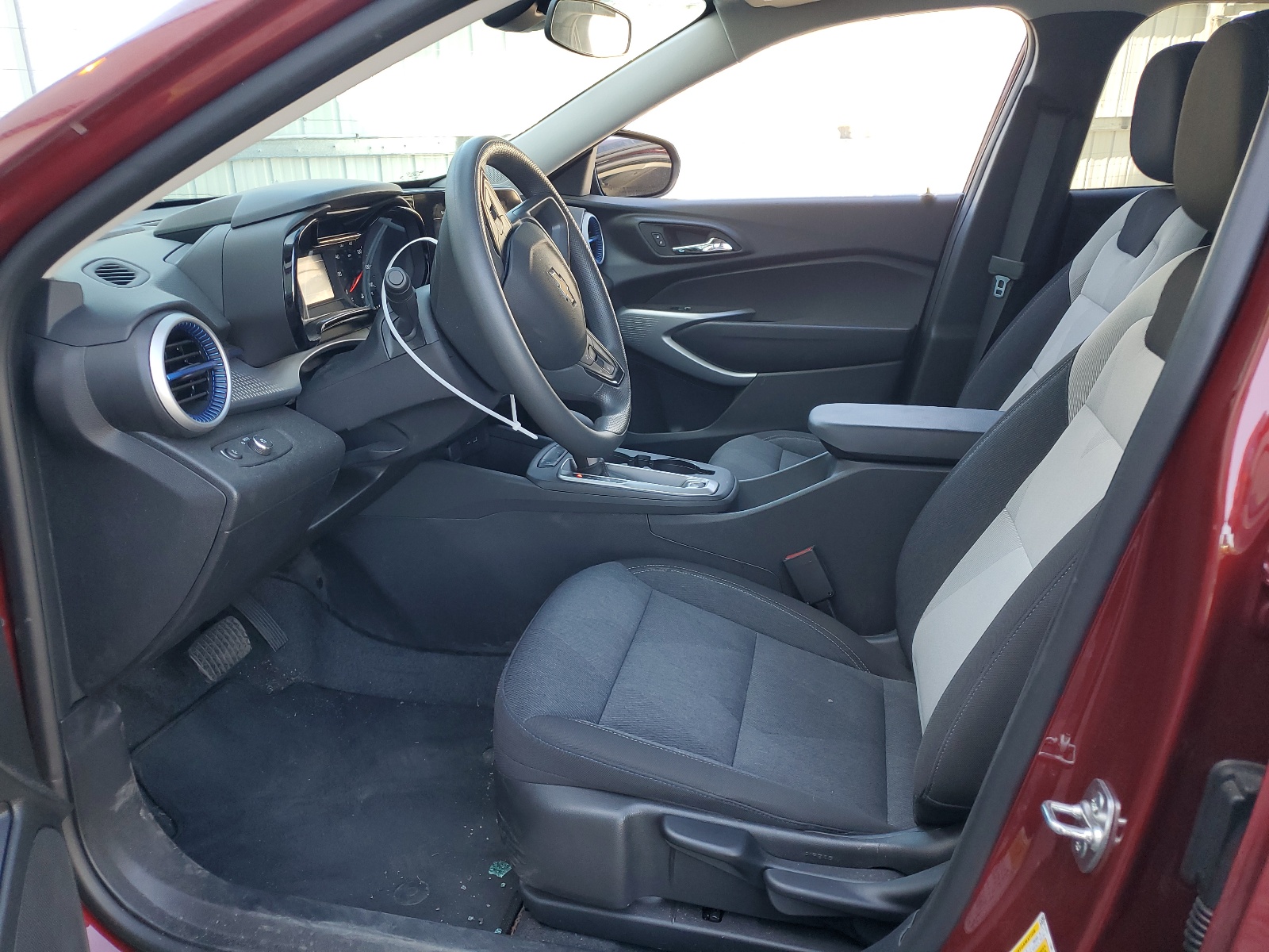 KL77LFE29RC193308 2024 Chevrolet Trax Ls