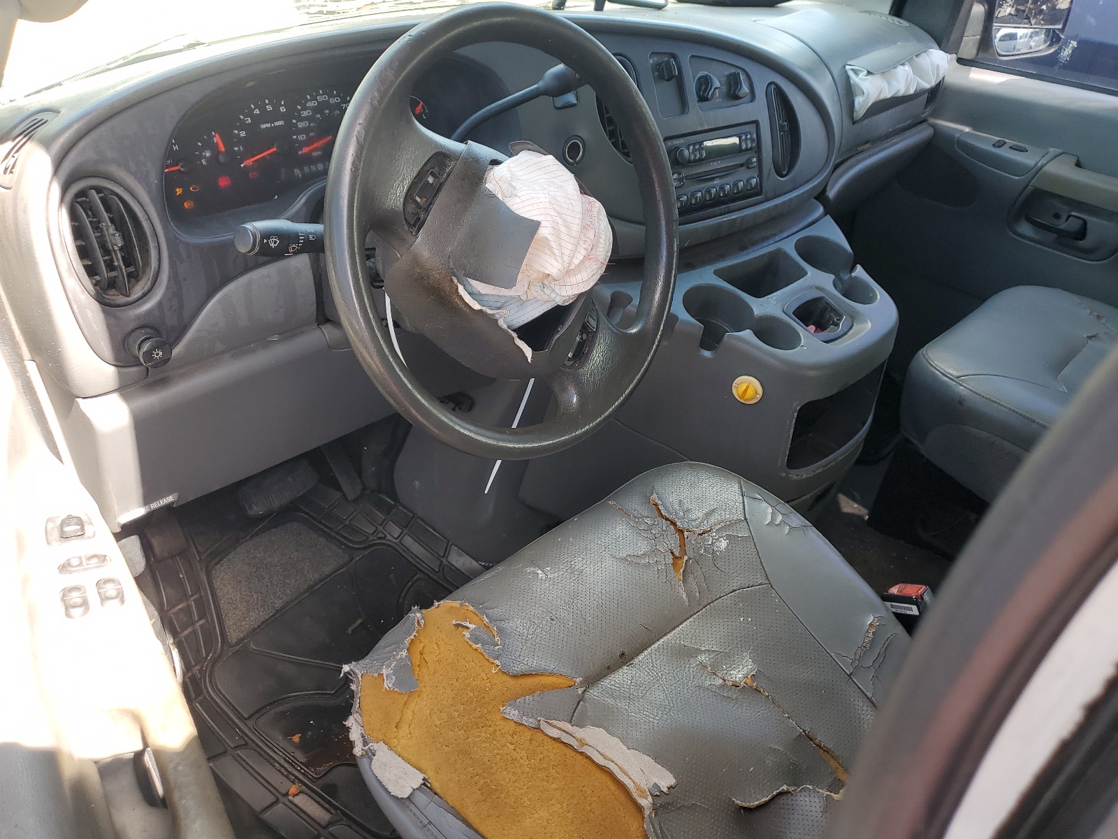 1FTNS24W85HA37574 2005 Ford Econoline E250 Van