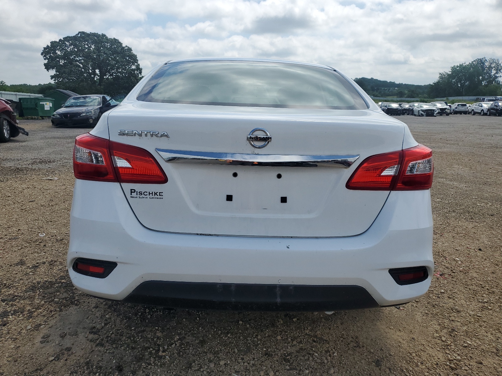 3N1AB7AP1HY402889 2017 Nissan Sentra S