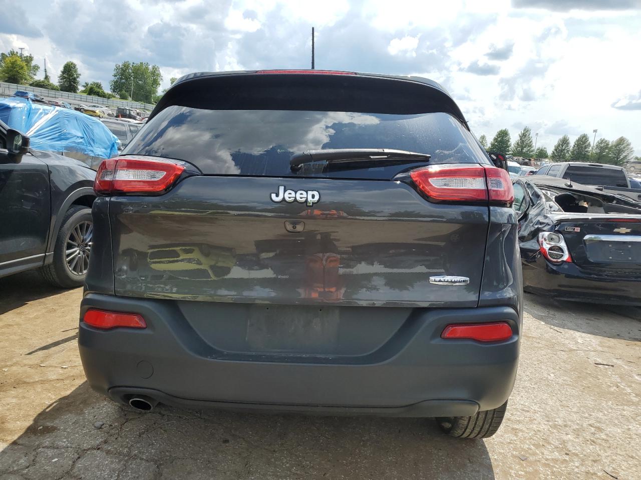 1C4PJLCBXHW644673 2017 Jeep Cherokee Latitude