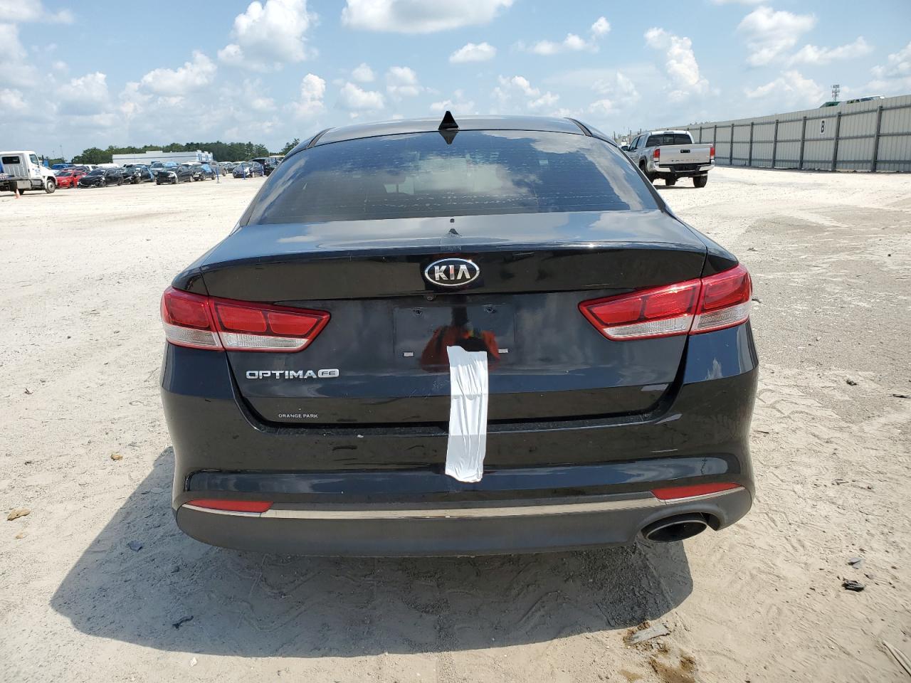 2018 Kia Optima Lx VIN: 5XXGT4L33JG228674 Lot: 60186864