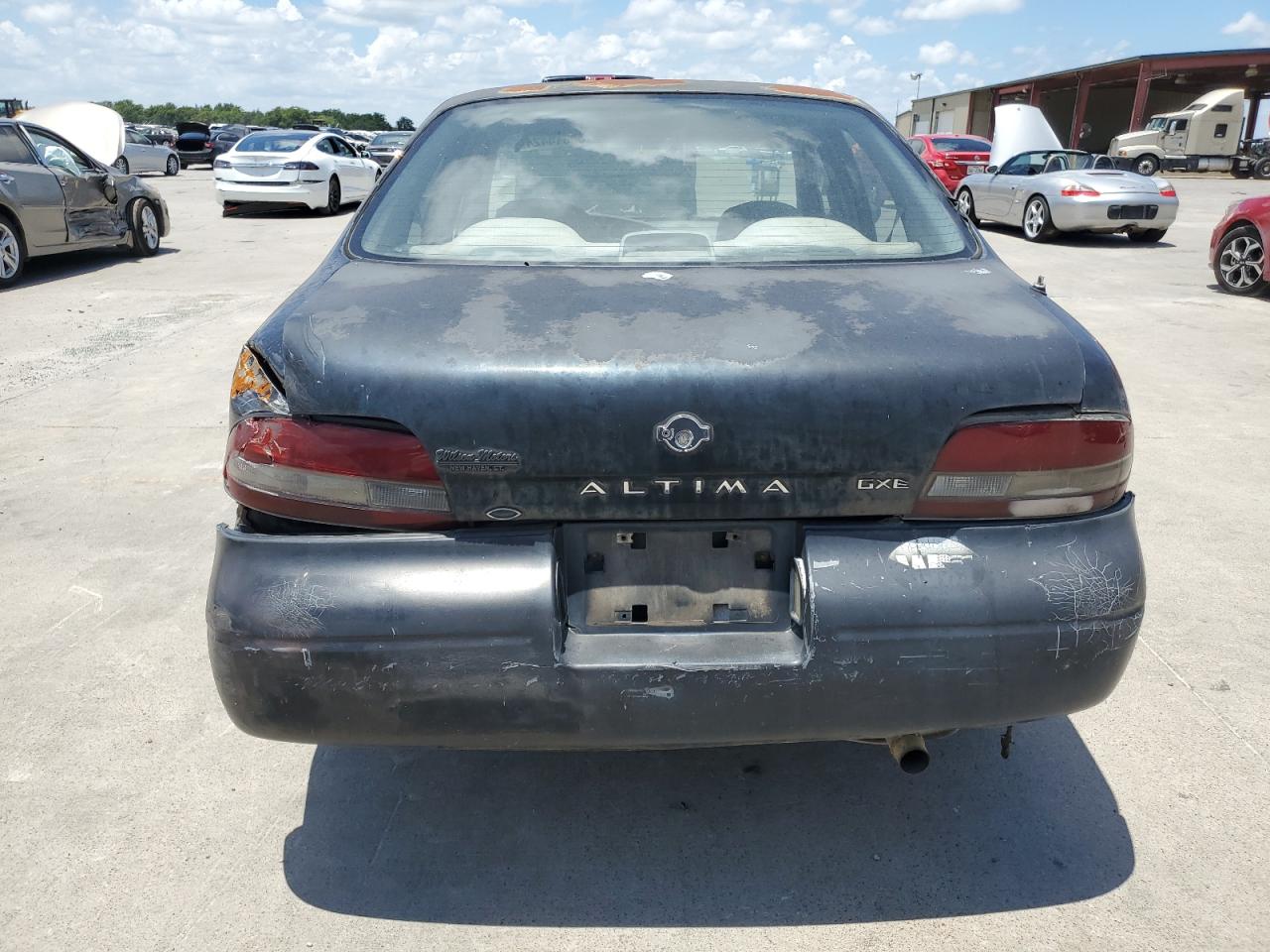 1996 Nissan Altima Xe VIN: 1N4BU31D7TC145996 Lot: 60514424