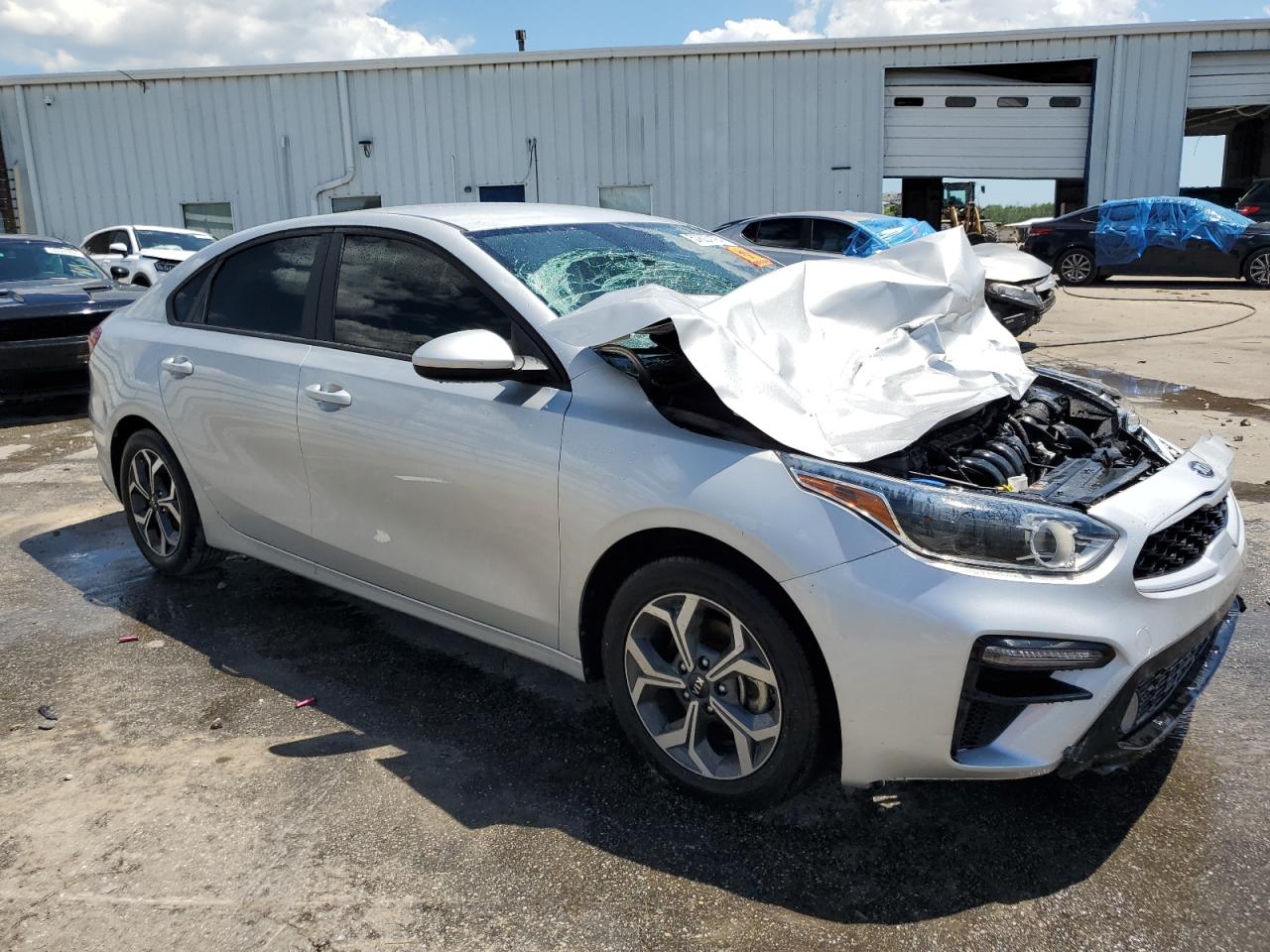 VIN 3KPF24AD9ME277949 2021 KIA FORTE no.4