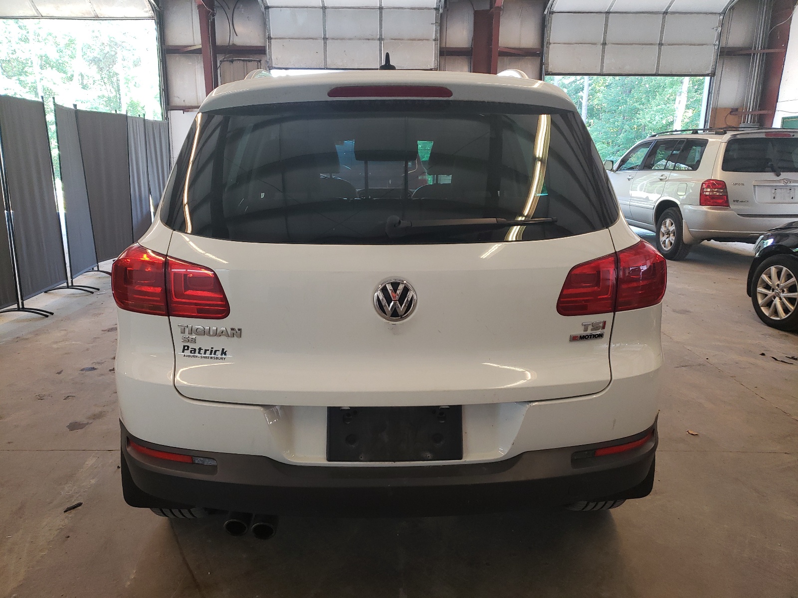 WVGBV7AX7GW522335 2016 Volkswagen Tiguan S