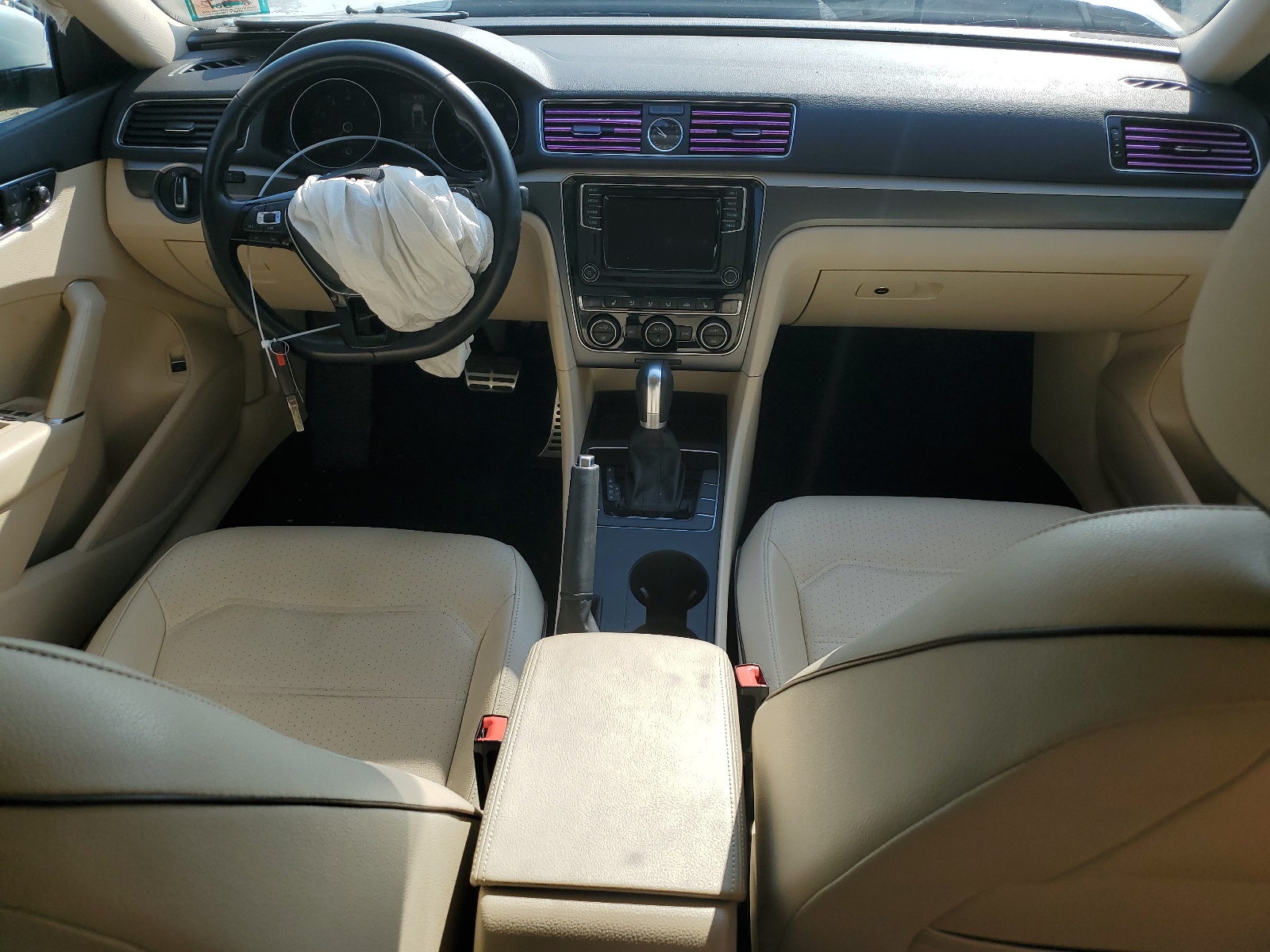 1VWDT7A37HC060553 2017 Volkswagen Passat R-Line