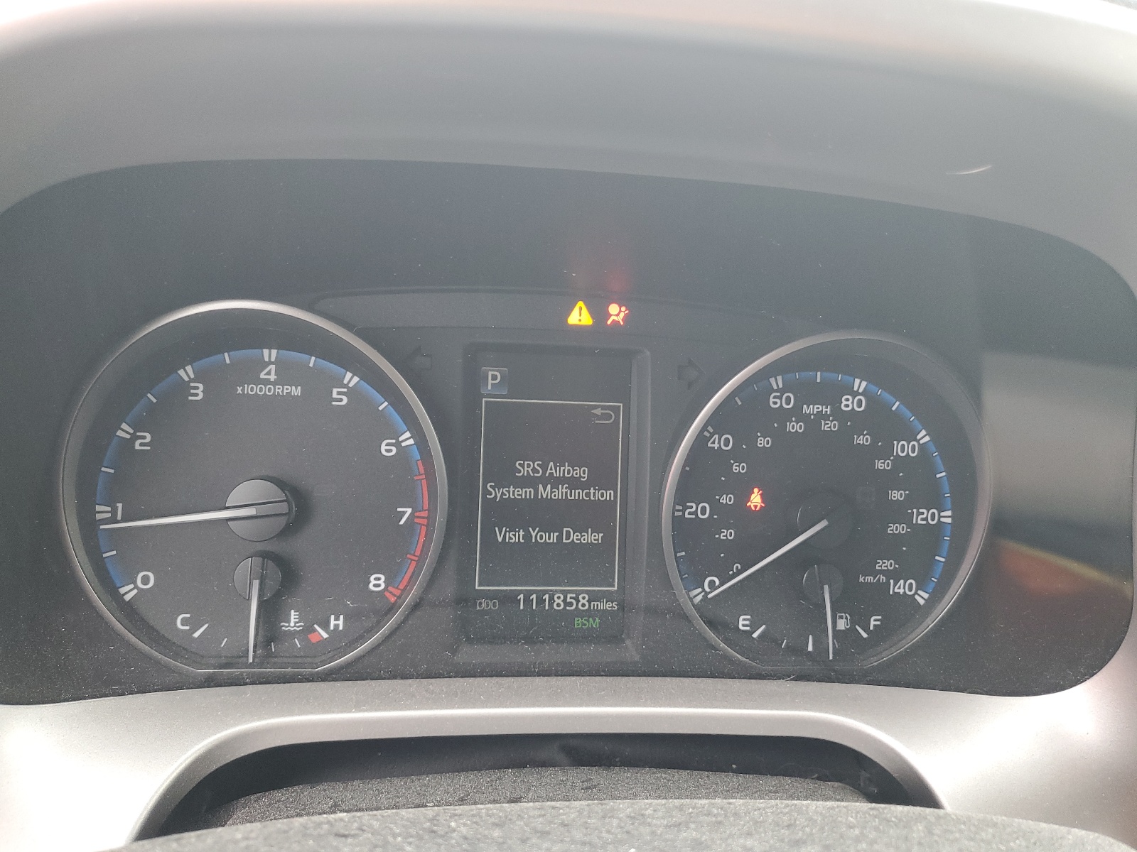 JTMRFREV3HD220560 2017 Toyota Rav4 Xle