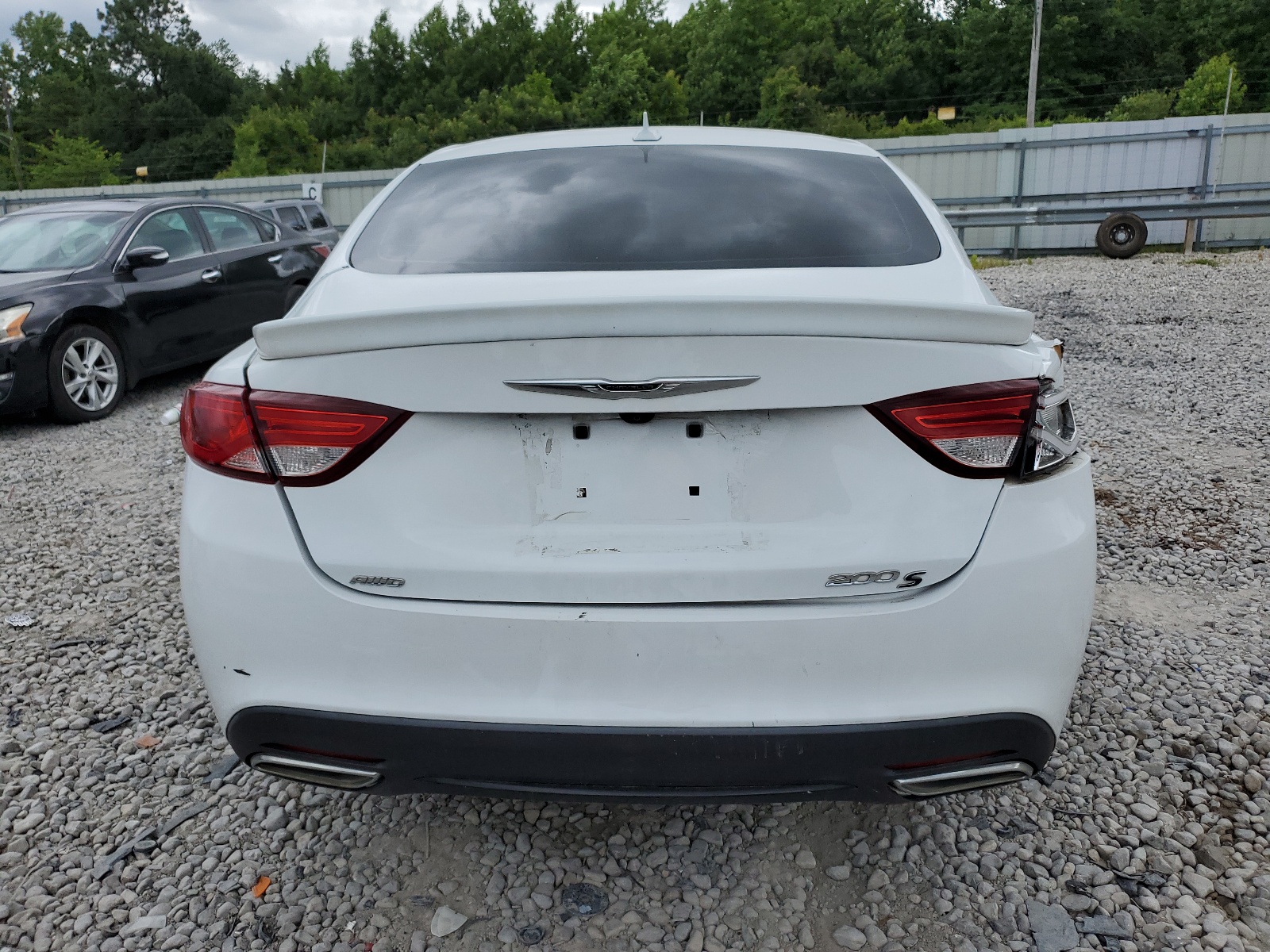 1C3CCCDG9FN615675 2015 Chrysler 200 S