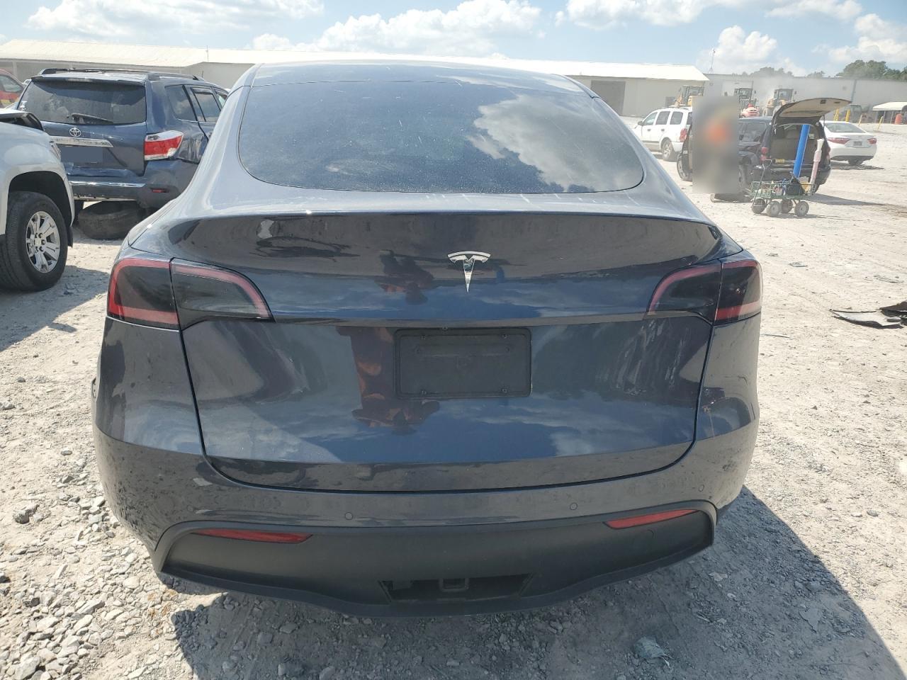 2022 Tesla Model Y VIN: 7SAYGDEE2NF412846 Lot: 60195504