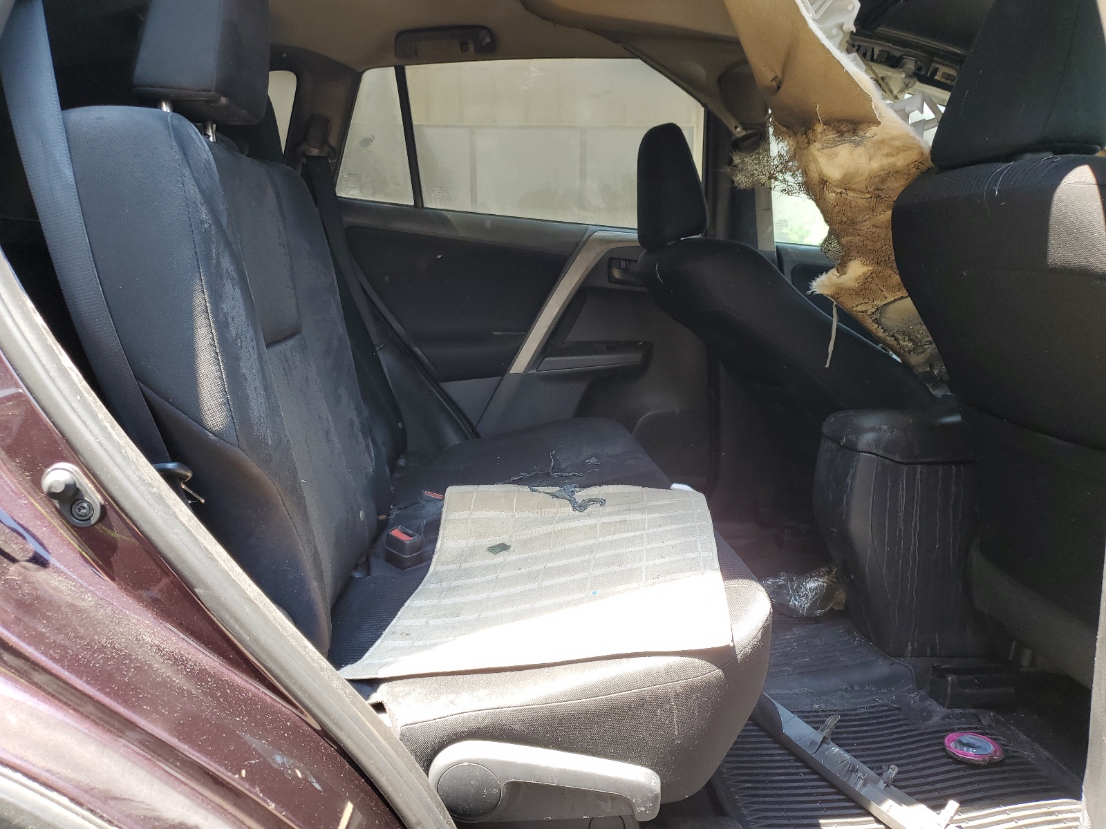 2T3BFREV7HW578068 2017 Toyota Rav4 Le