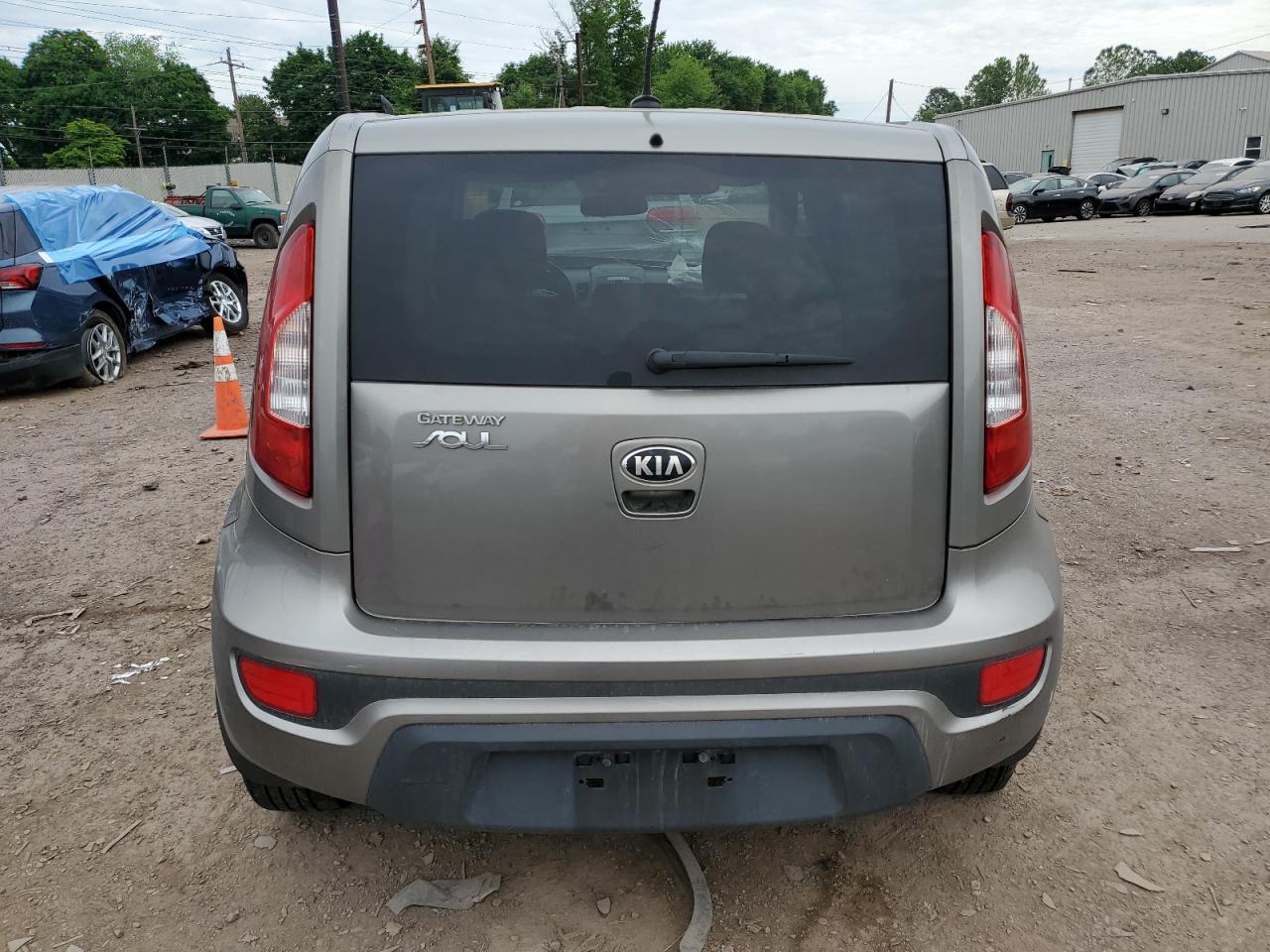 2013 Kia Soul + VIN: KNDJT2A65D7631916 Lot: 57115214