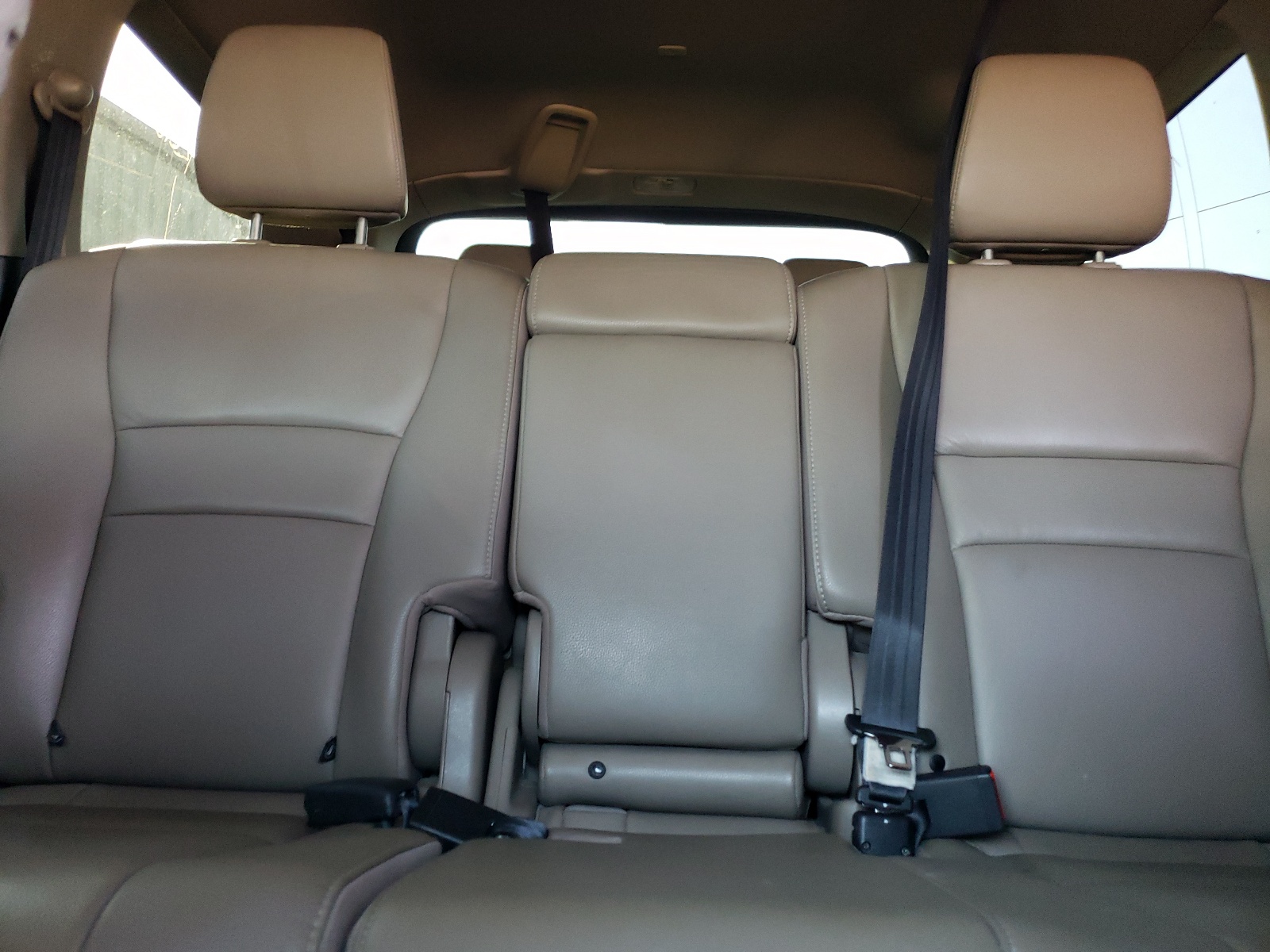 5FNYF5H73GB053674 2016 Honda Pilot Exln