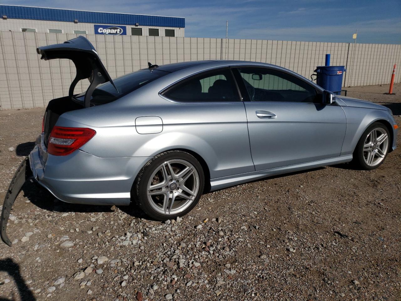 VIN WDDGJ4HBXFG392399 2015 MERCEDES-BENZ C-CLASS no.3