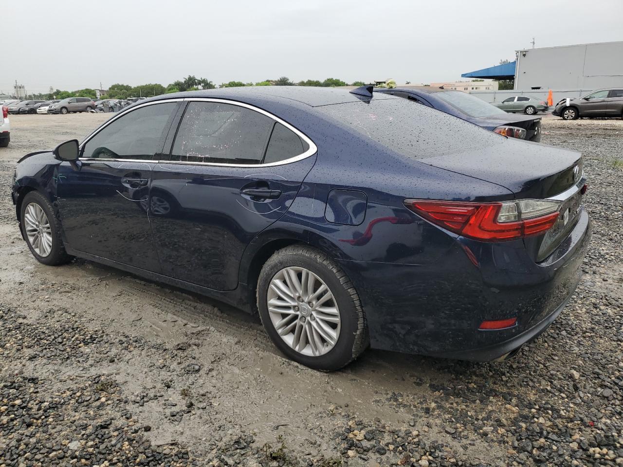 58ABK1GG5GU009554 2016 LEXUS ES - Image 2