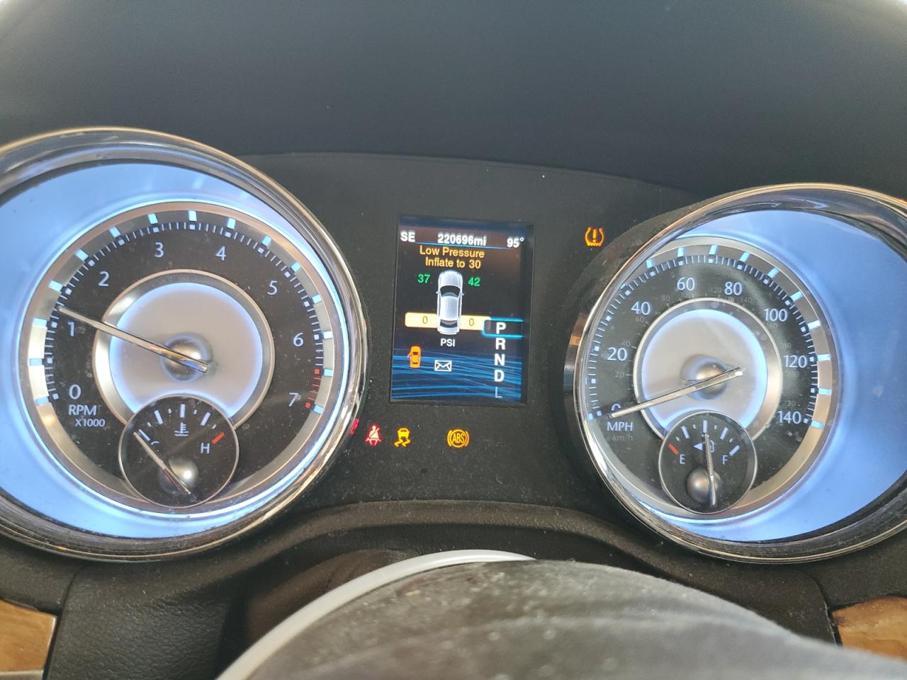 2014 Chrysler 300C VIN: 2C3CCAEG1EH345769 Lot: 60711894