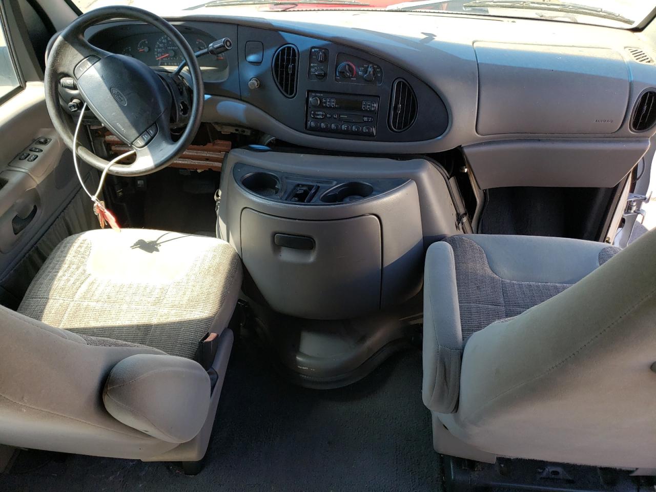 1998 Ford Econoline E350 Super Duty VIN: 1FBSS31S5WHA01499 Lot: 58736714