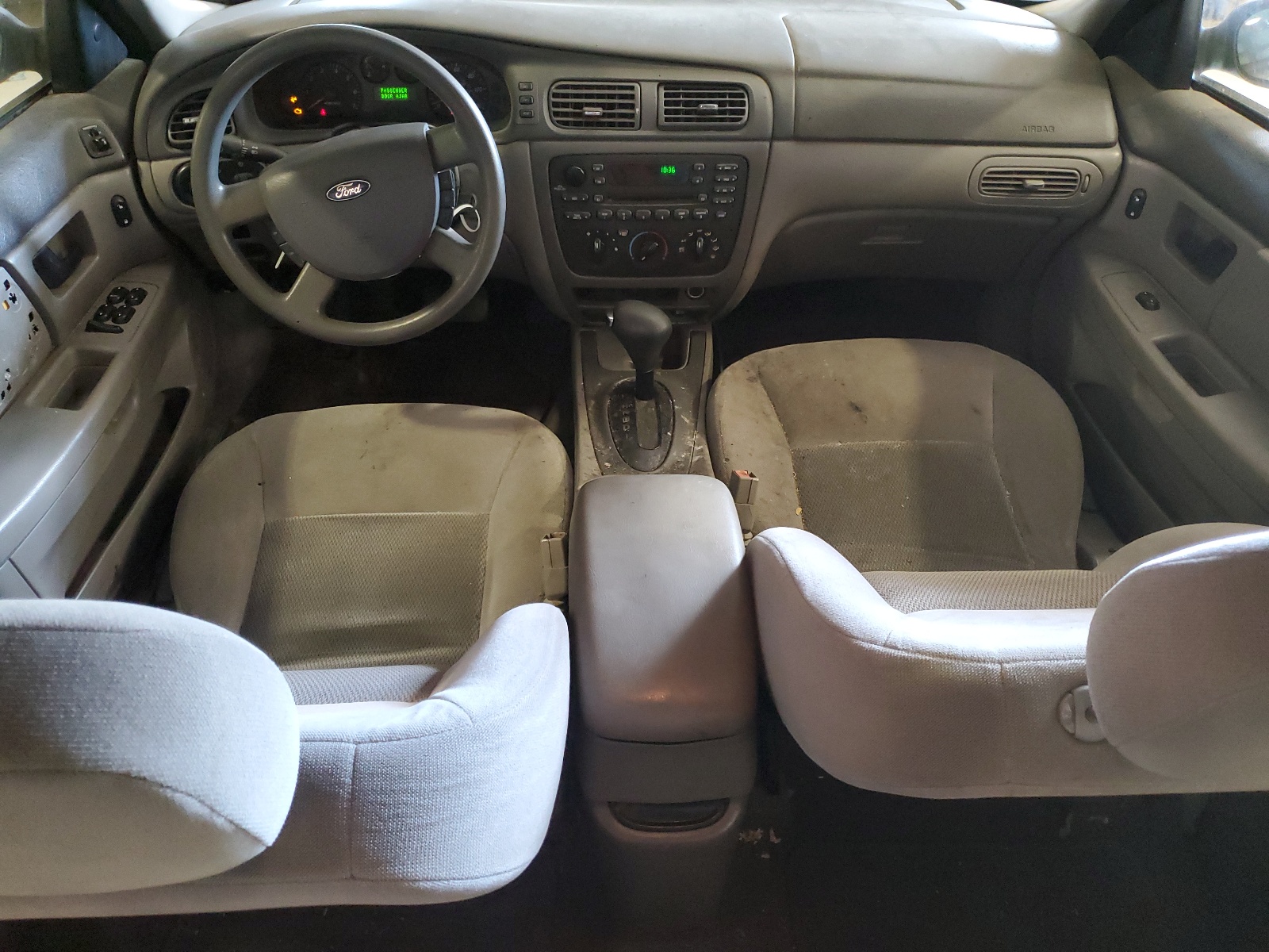 1FAFP53215A175428 2005 Ford Taurus Se