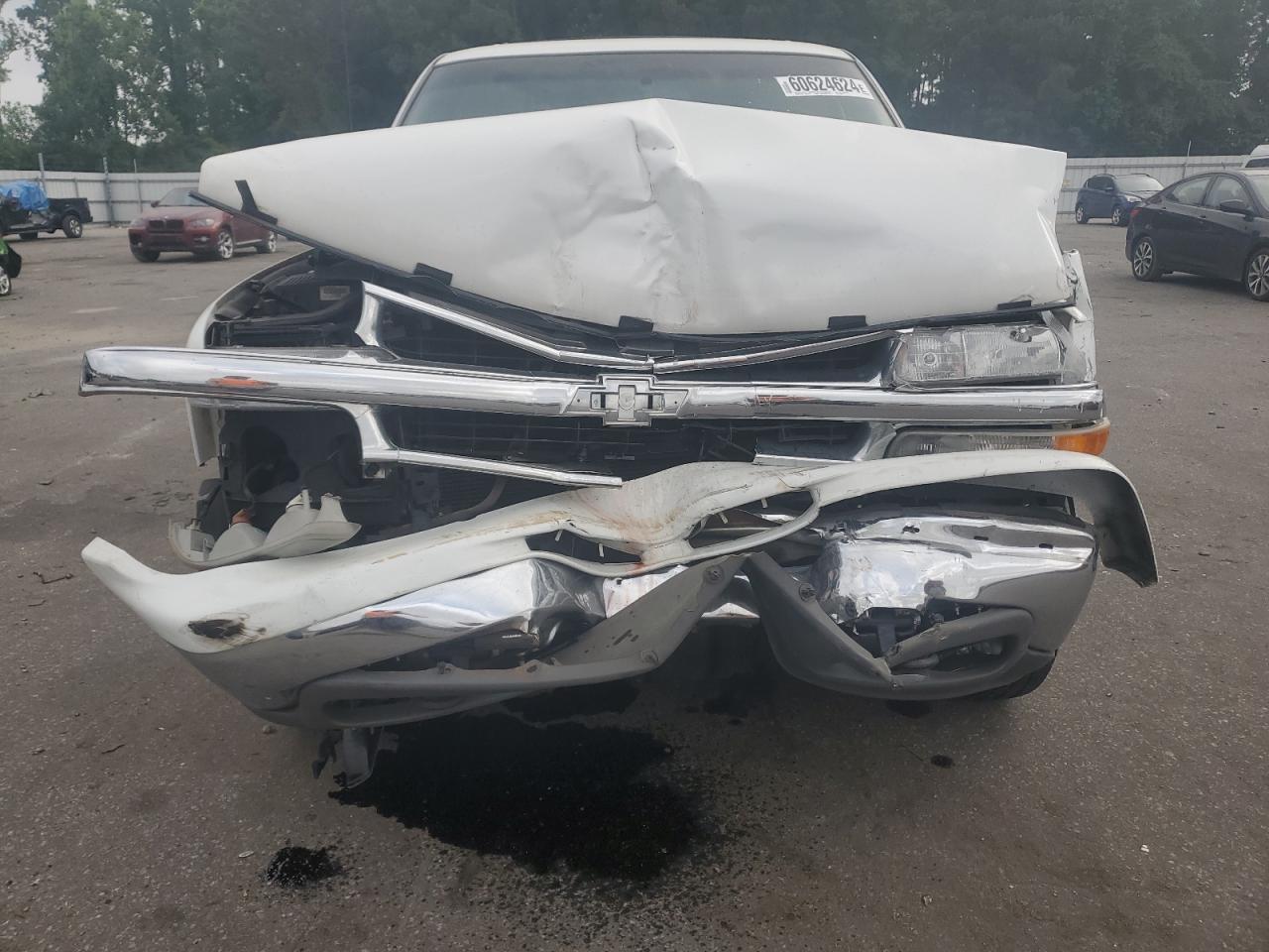 2001 Chevrolet Tahoe K1500 VIN: 1GNEK13T91R217935 Lot: 60624624