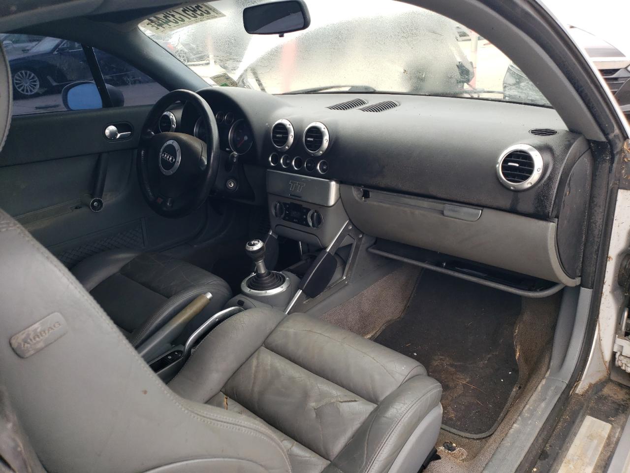 2000 Audi Tt VIN: TRUTC28NXY1053560 Lot: 46463045
