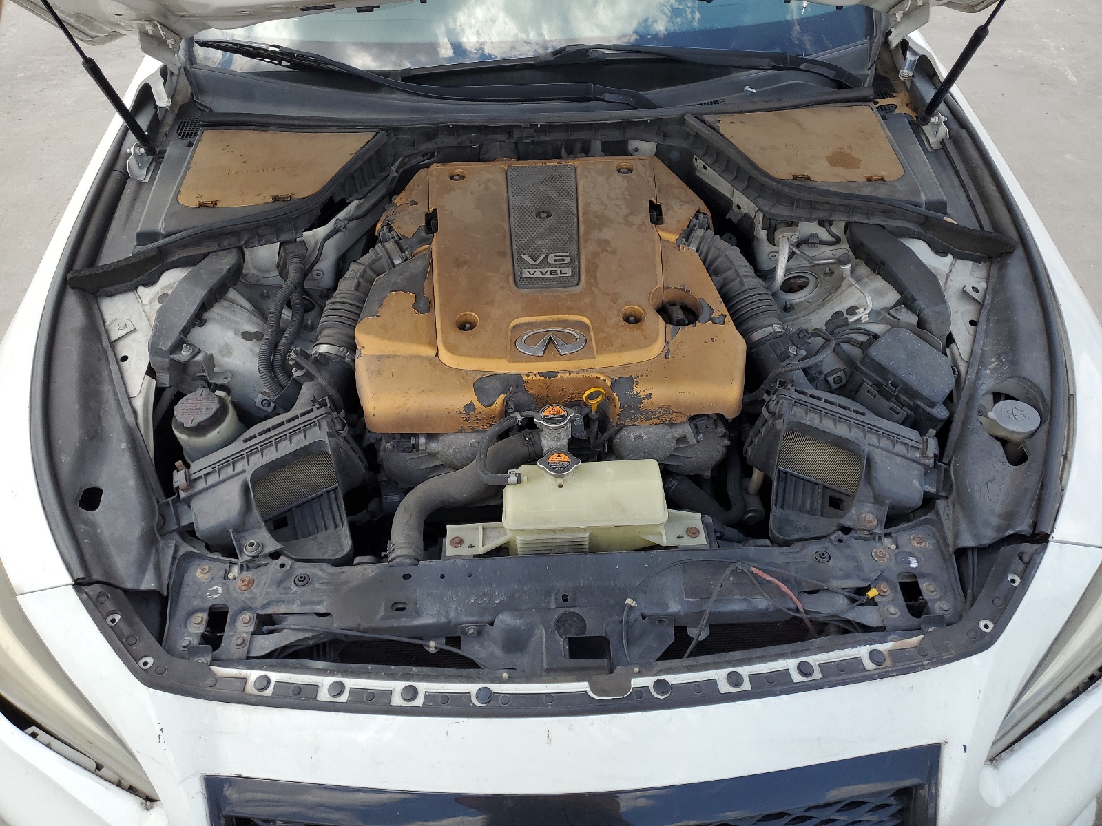 JN1BV7AR0EM685720 2014 Infiniti Q50 Base