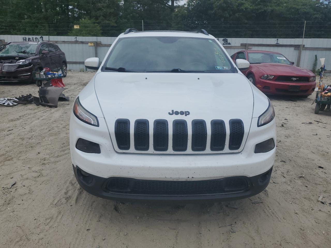 2016 Jeep Cherokee Latitude VIN: 1C4PJMCSXGW197931 Lot: 60305514