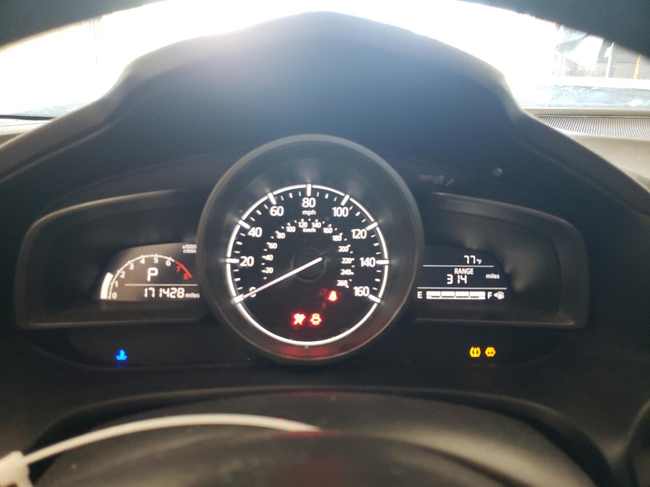 2017 Mazda 3 - Image 9