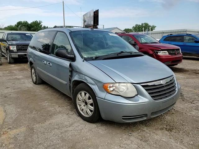 2005 Chrysler Town & Country Touring VIN: 2C4GP54L85R574712 Lot: 59343164