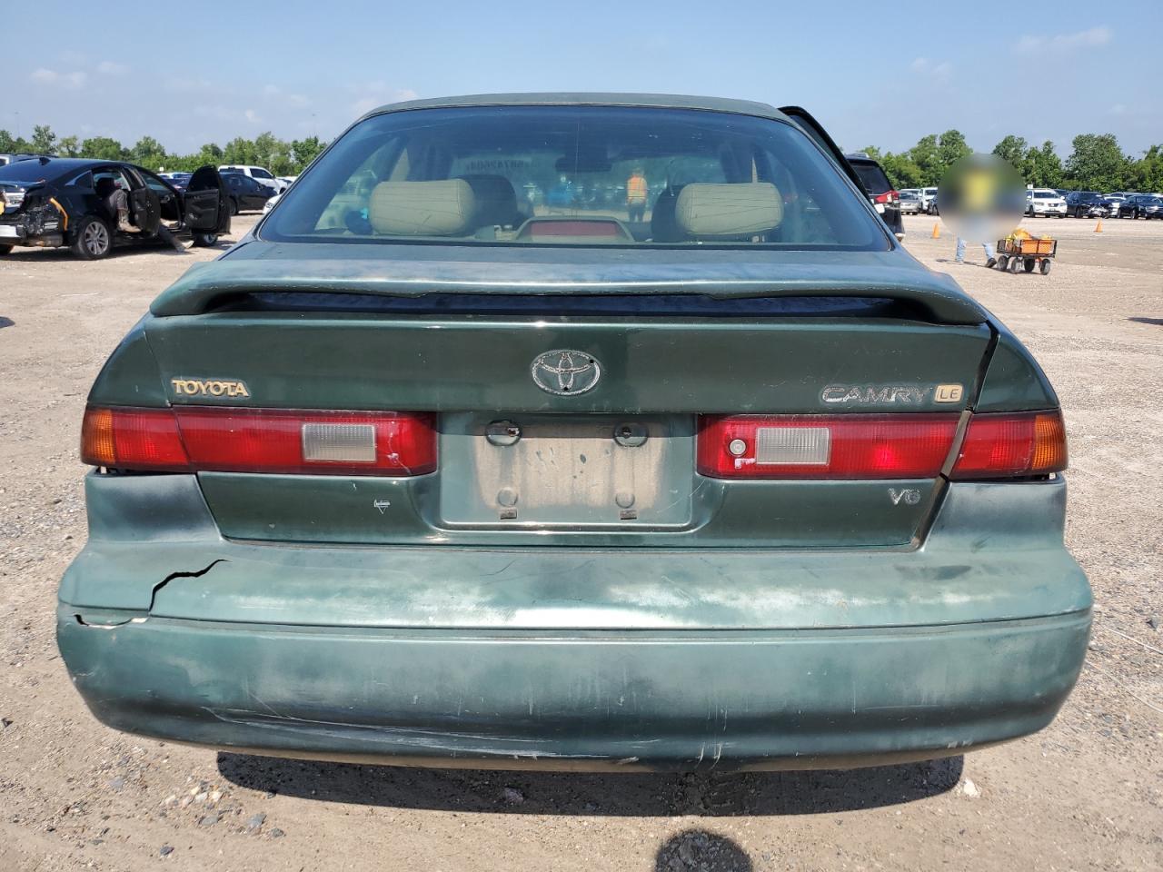 1999 Toyota Camry Le VIN: JT2BF22K1X0208067 Lot: 58742604