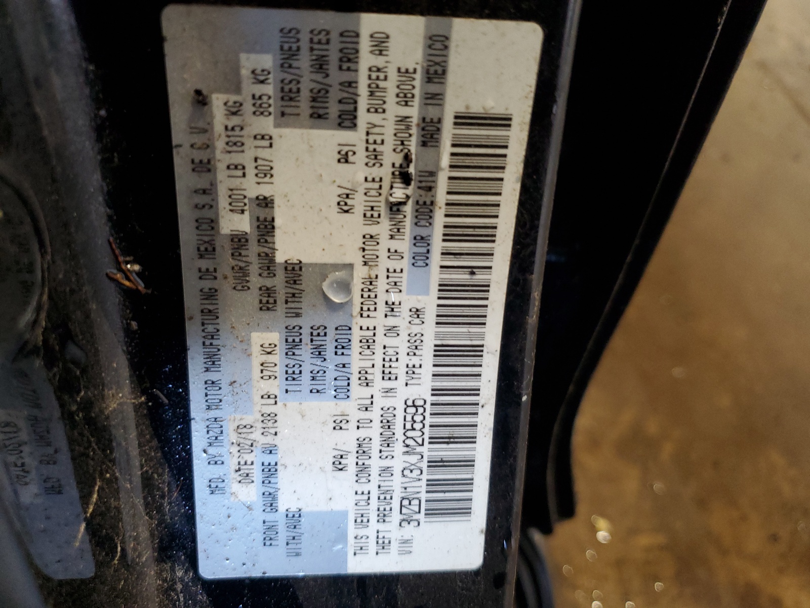 3MZBN1V3XJM205596 2018 Mazda 3 Touring