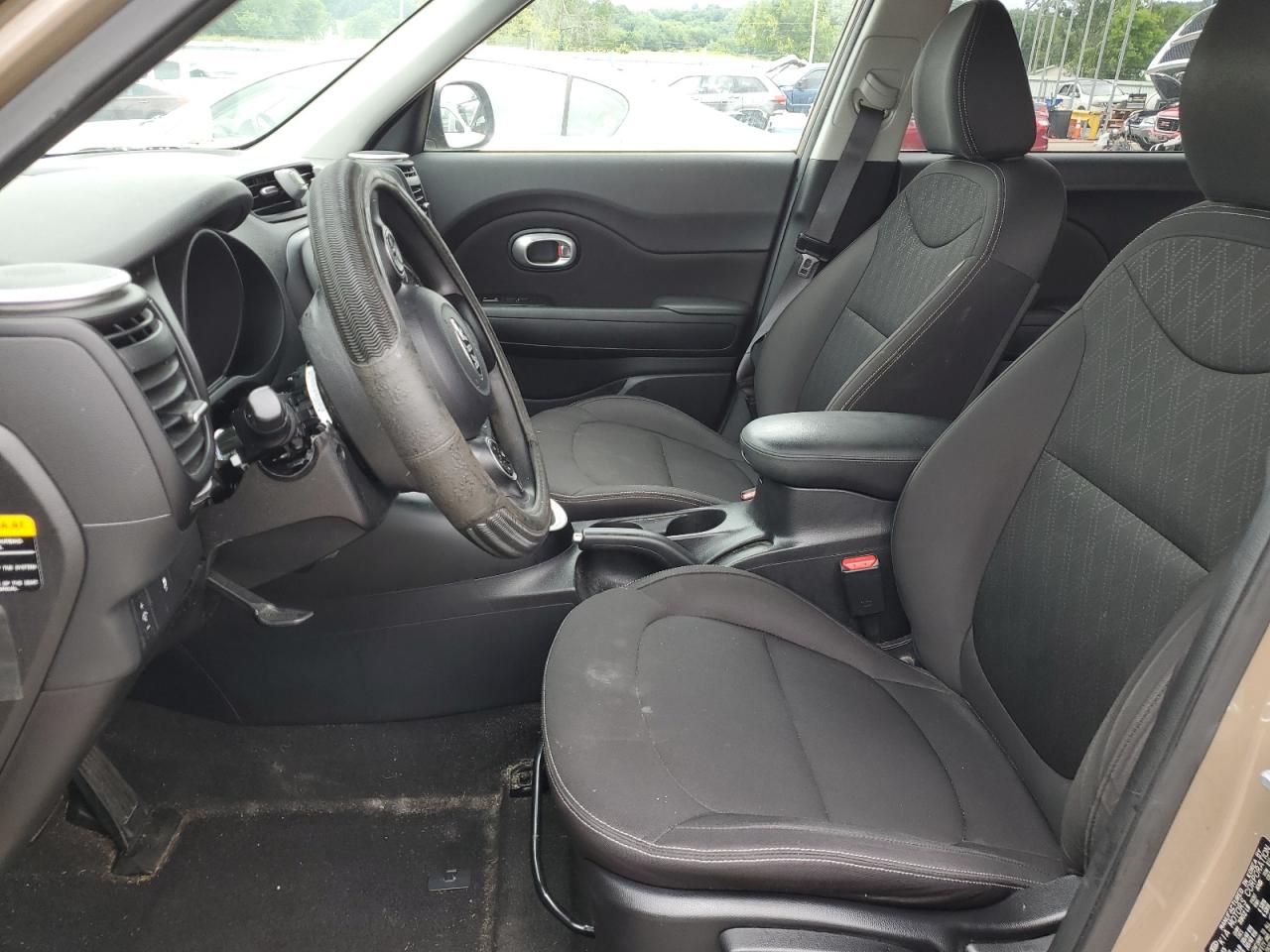 2015 Kia Soul VIN: KNDJN2A29F7227608 Lot: 61084174