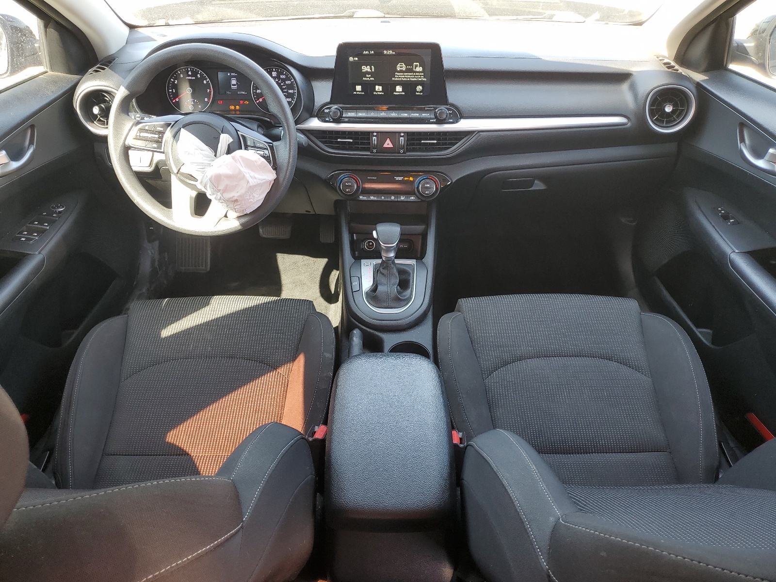 3KPF24AD5KE093931 2019 Kia Forte Fe