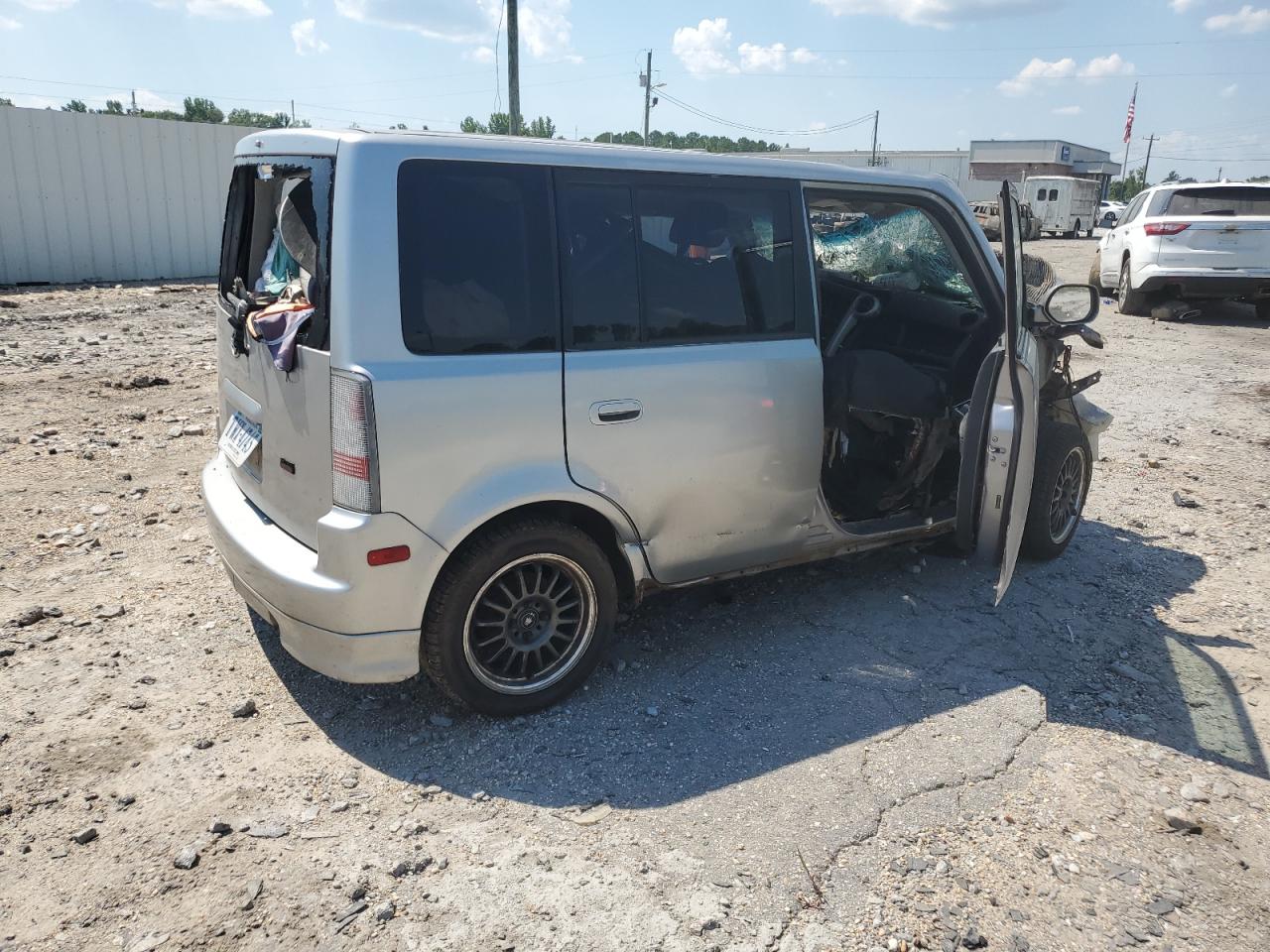 2006 Scion xB - Image 3