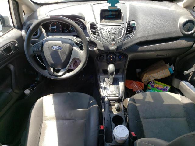 Sedans FORD FIESTA 2017 Silver