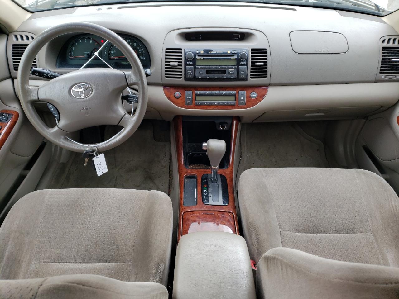 2004 Toyota Camry Le VIN: JTDBE32K640273105 Lot: 59152004